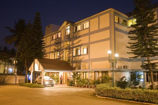 Ramanashree California Resort Yelahanka Buitenkant foto